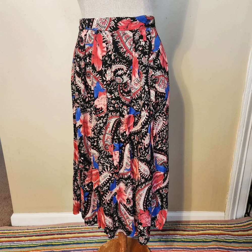 Vintage 1990s Random Sportswear Paisley Floral Midi Skirt